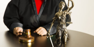 Richter und Justitia